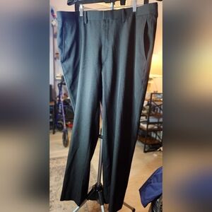 Haggar Men's Sleek Black Formal Trousers Sz 40x32 2-1013